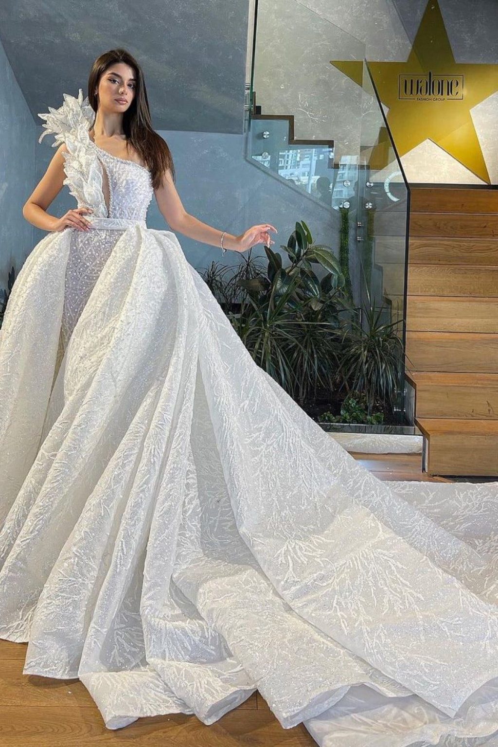 Leaf Detail Bridal Dress with Detachable Train