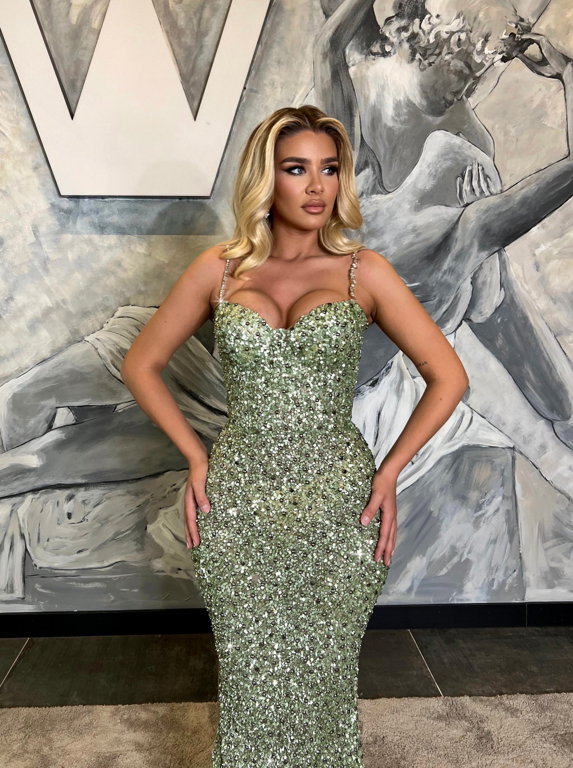 Facetune_20-05-2024-18-36-13