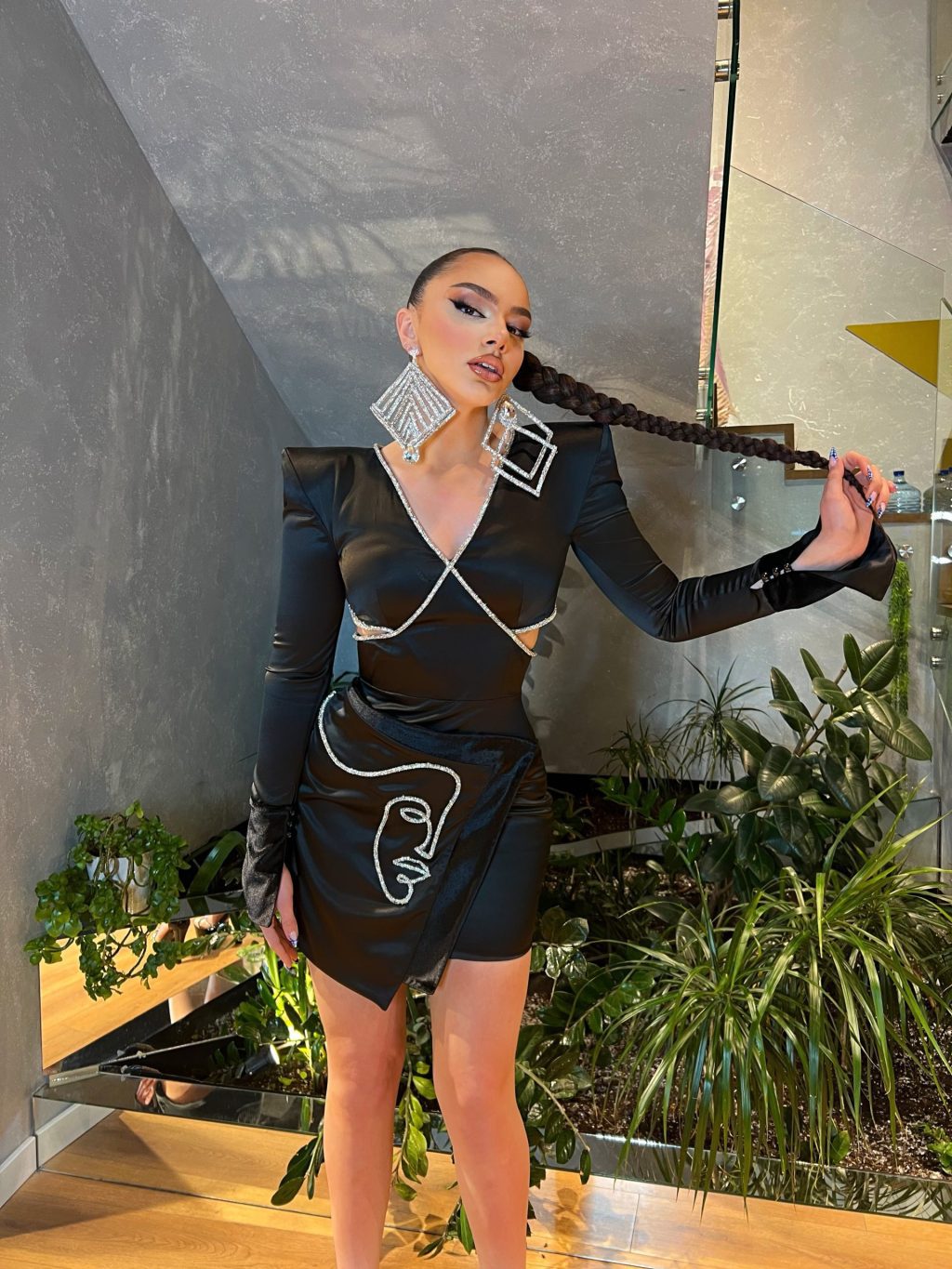 One Line Portrait Short Black Dress